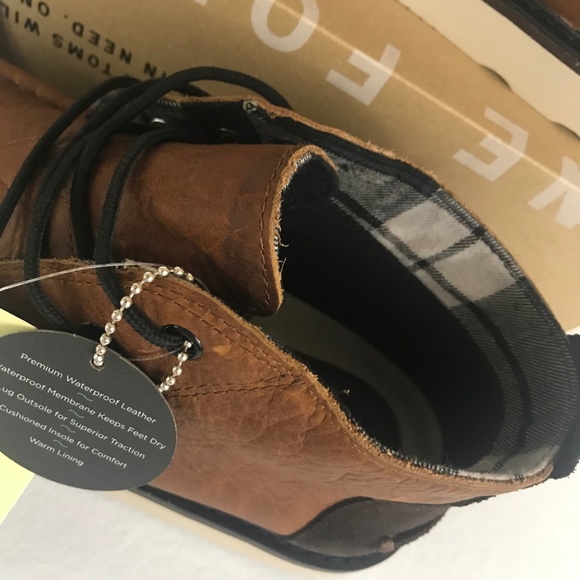 toms waterproof brown pull up leather men's chukka boots